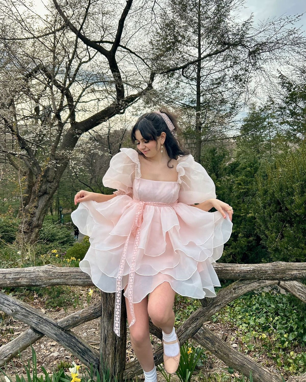 Pearl lit petals🌷