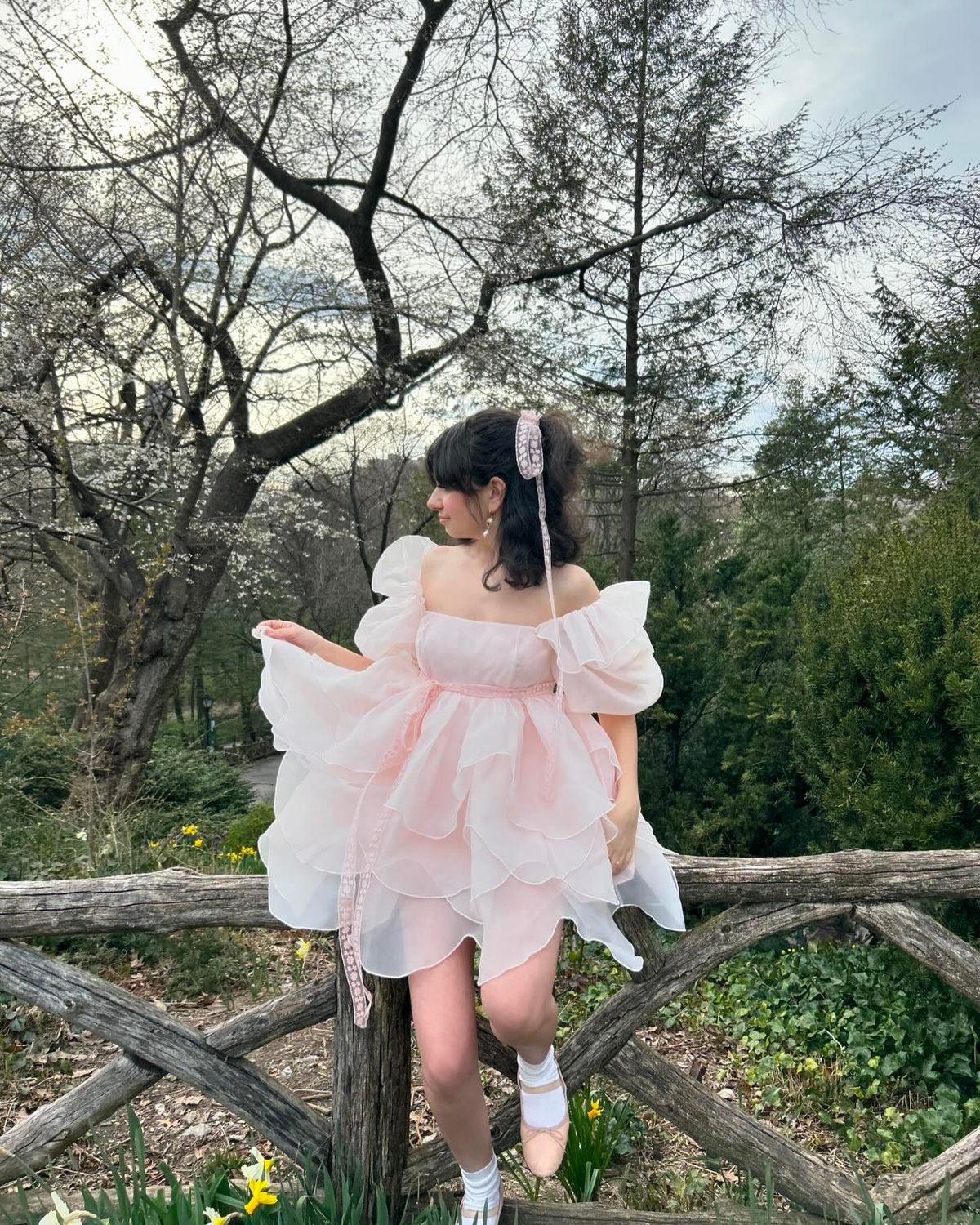 Pearl lit petals🌷